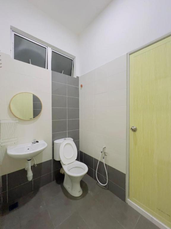 Noor Homestay Paddy View Kangar Exteriör bild